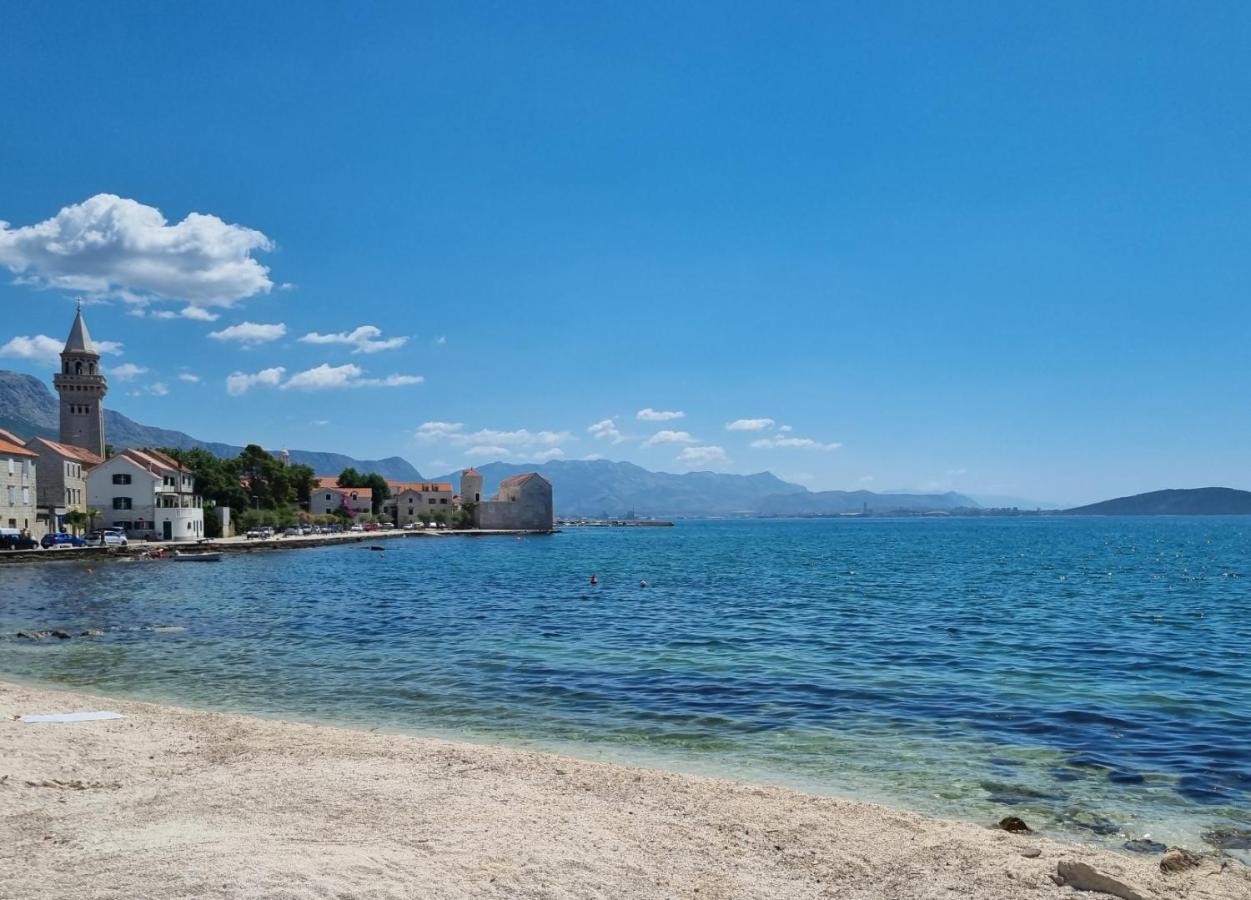 Beach House Oasis Villa Livak Kaštela Esterno foto
