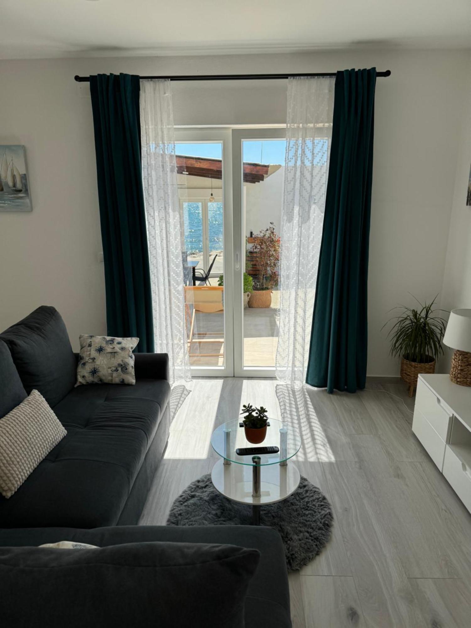 Beach House Oasis Villa Livak Kaštela Esterno foto