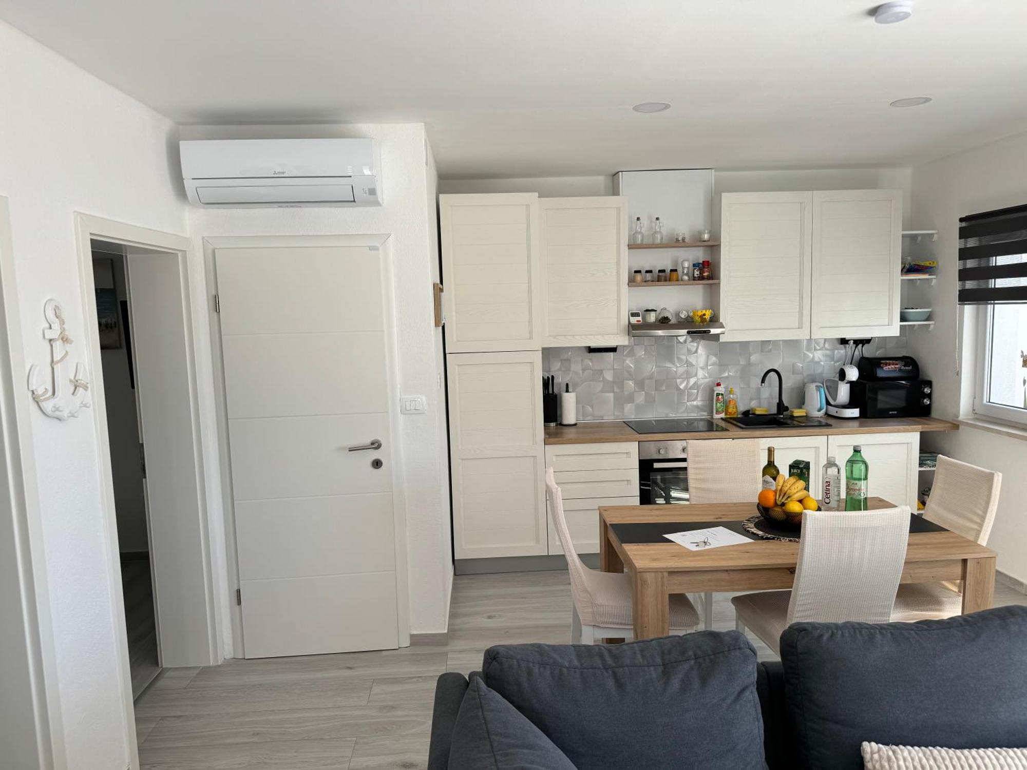Beach House Oasis Villa Livak Kaštela Esterno foto