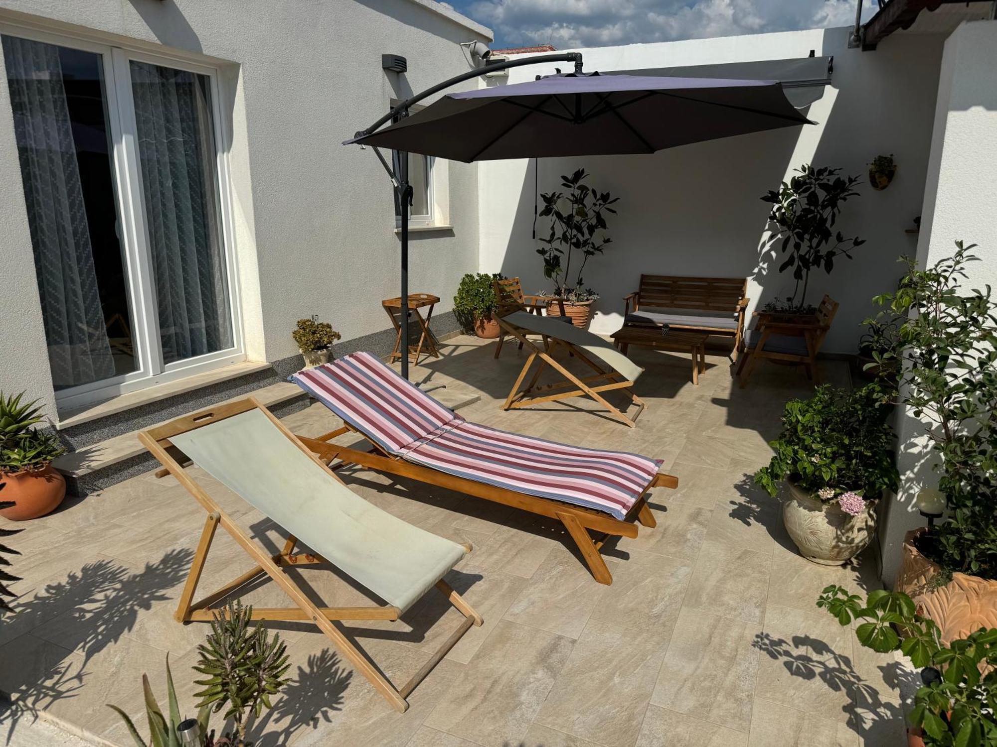 Beach House Oasis Villa Livak Kaštela Esterno foto